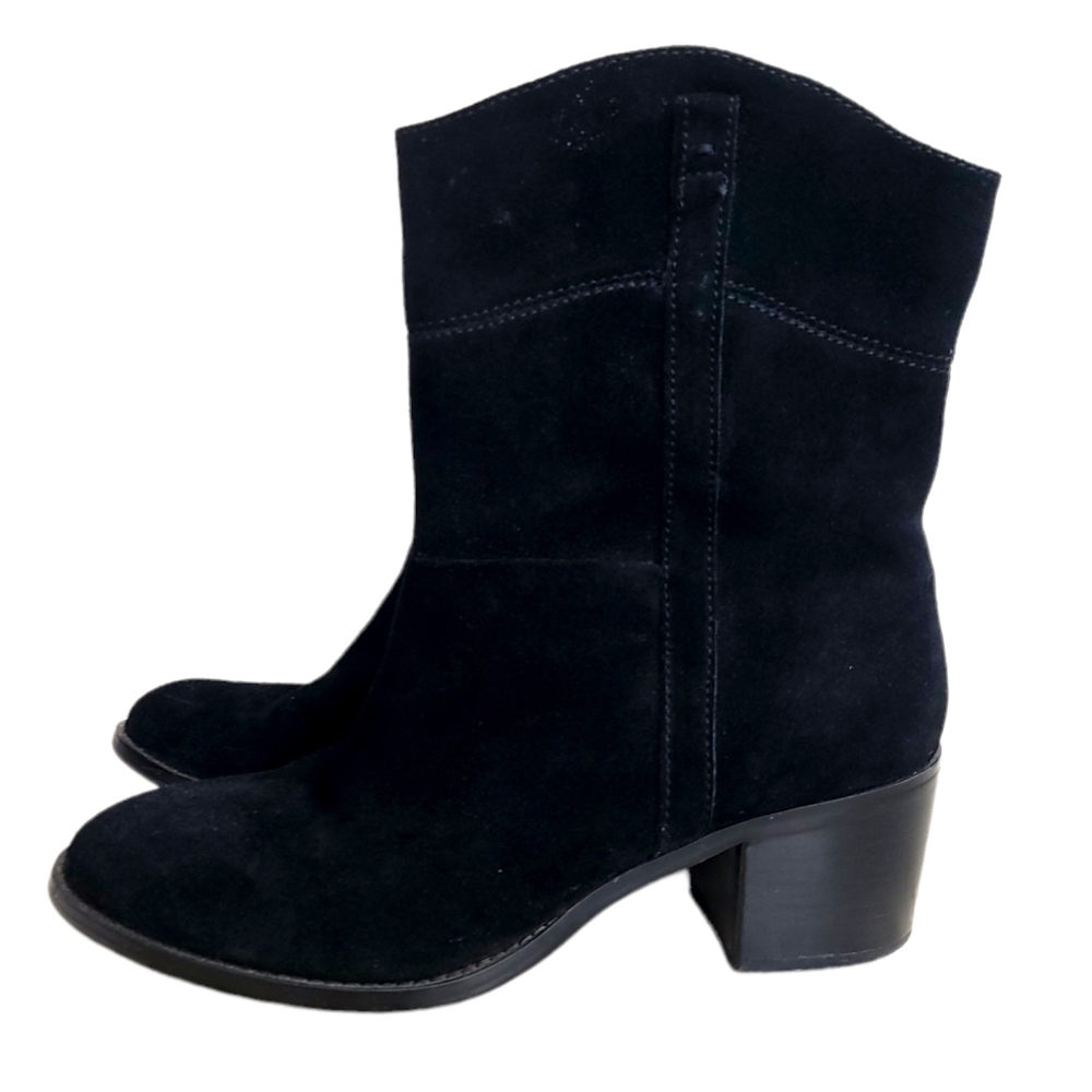 Adrienne Vittadini Fondzie Black Suede boots 9 - Picture 3 of 11
